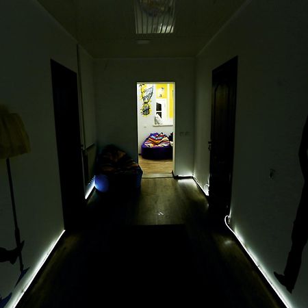 Хостел Interhouse Каракол Экстерьер фото