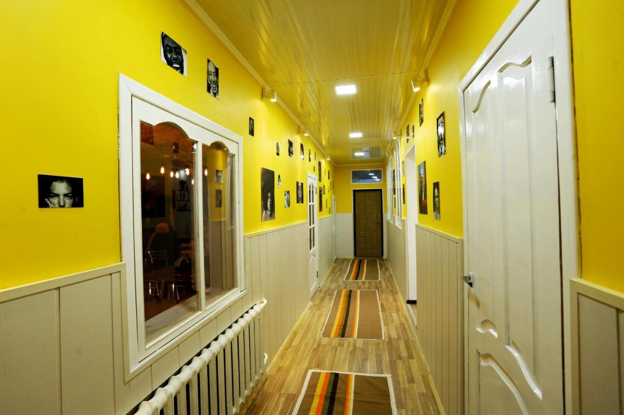 Хостел Interhouse Каракол Экстерьер фото