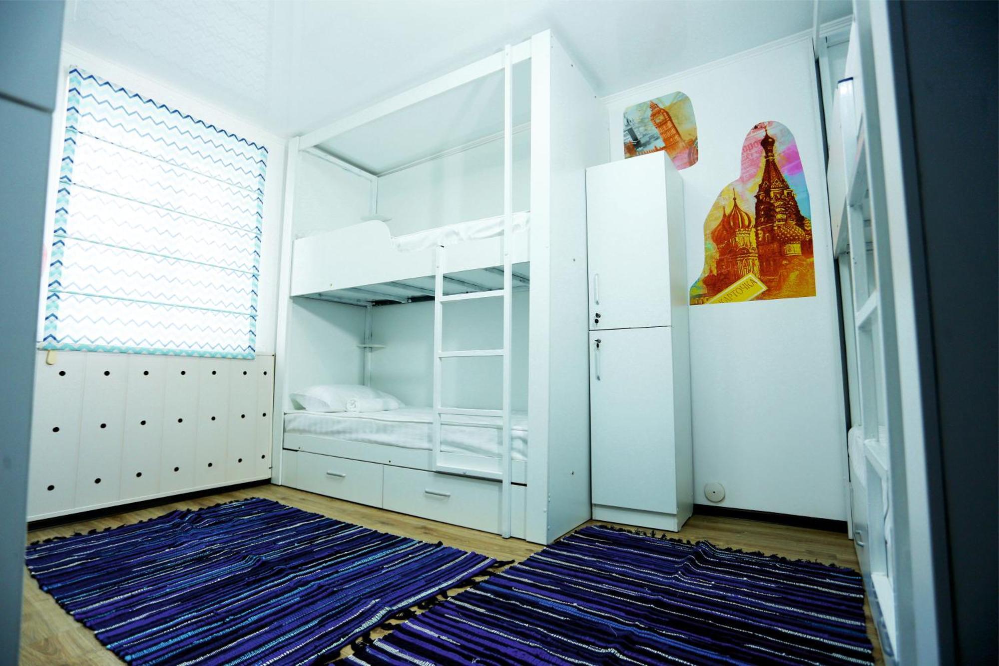 Хостел Interhouse Каракол Экстерьер фото